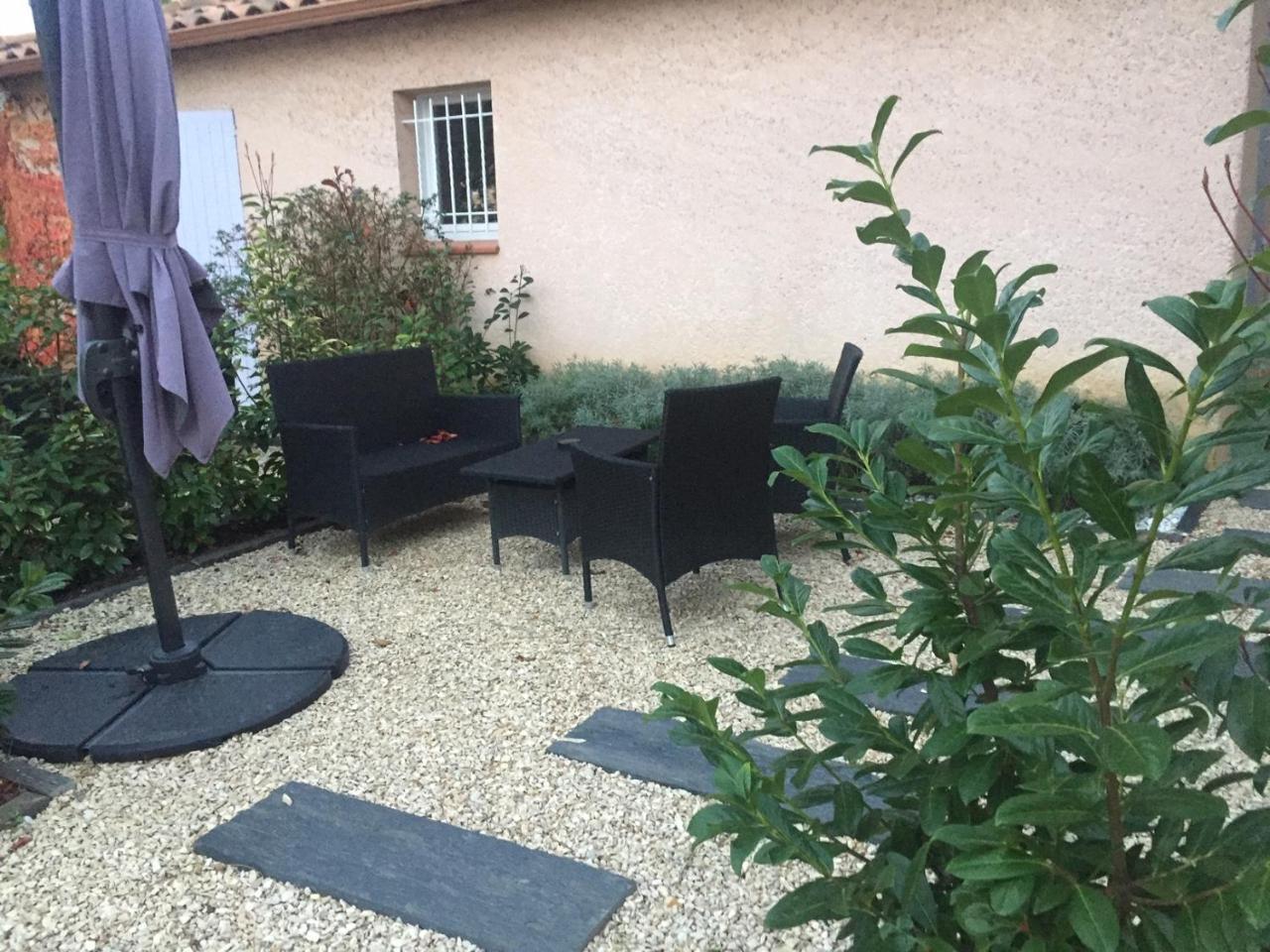 Bed and Breakfast Le Jardin de Celina à Valensole Extérieur photo